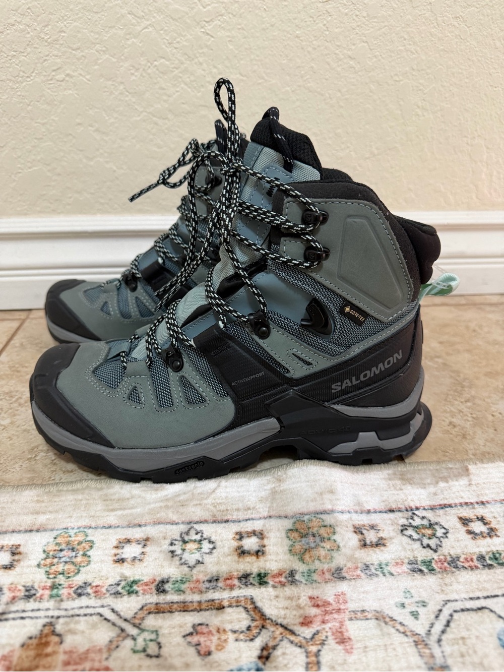 New Salomon Quest 4 GTX Waterproof Hiking Boots size 7.5 - Picture 12 of 12